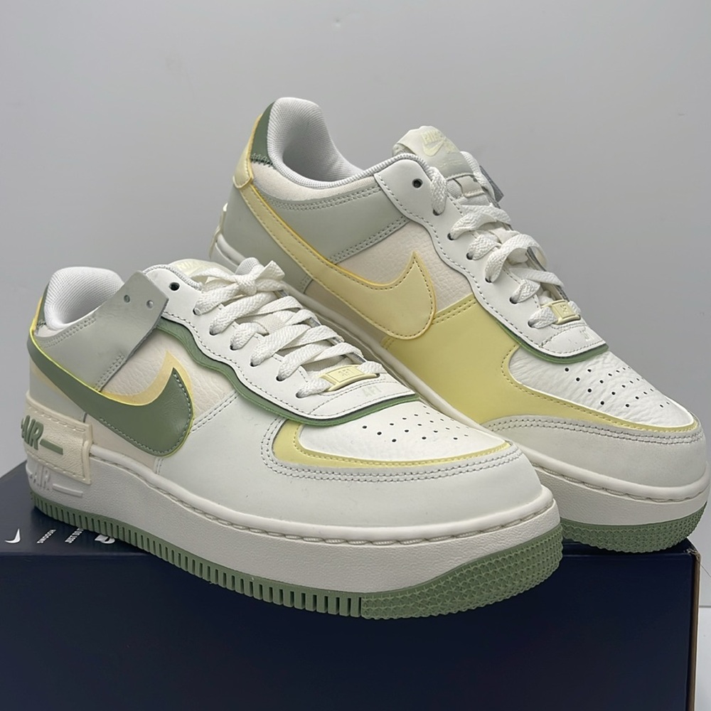 Nike Air Force 1 Shadow
Women's Shoes - Picture 5 of 16